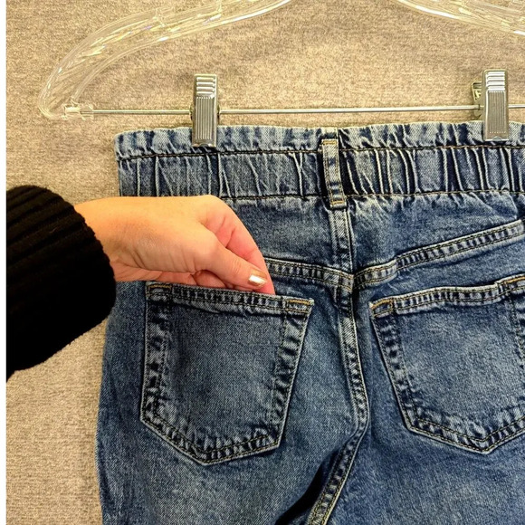 Gap Denim Mom Jeans High Rise Elastic Paperbag Waist - Kids Size 10 - Picture 5 of 11